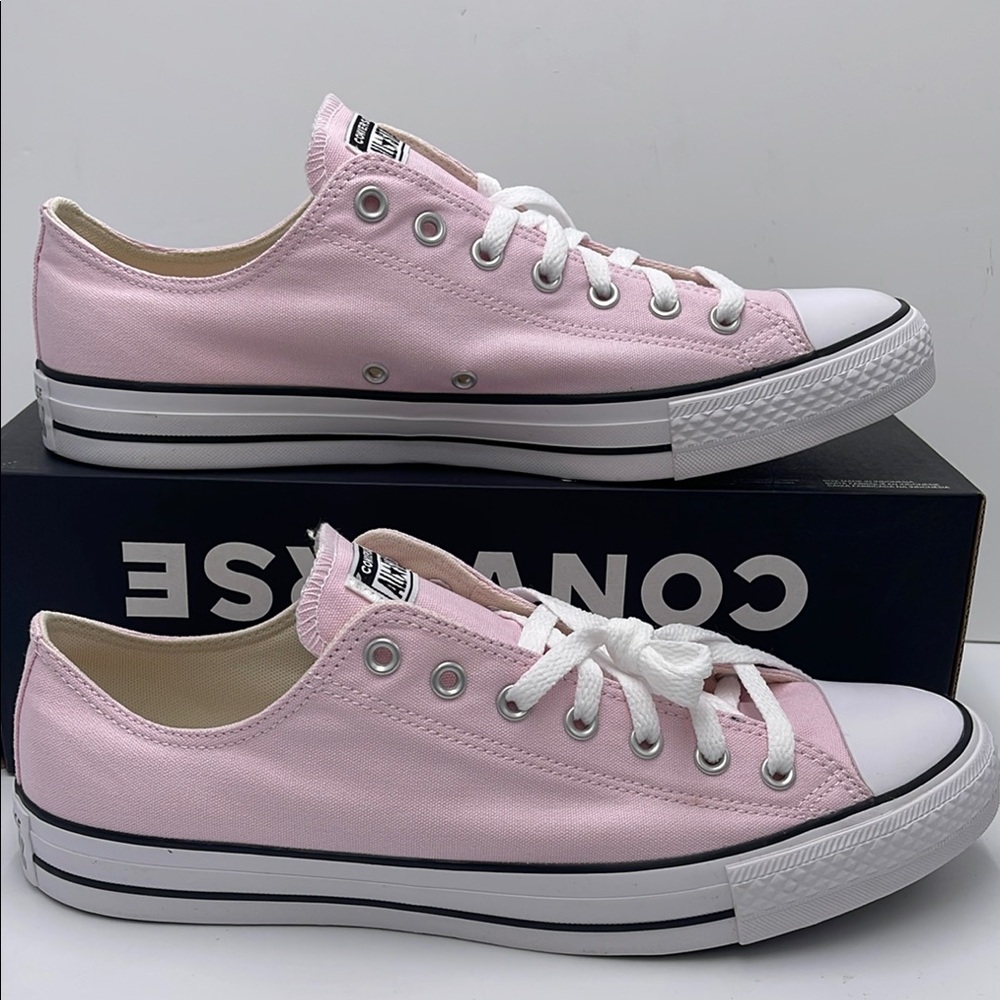 Converse Men’s A08628F
CTAS OX PINK FOAM Sneakers Chuck Taylor All Star
